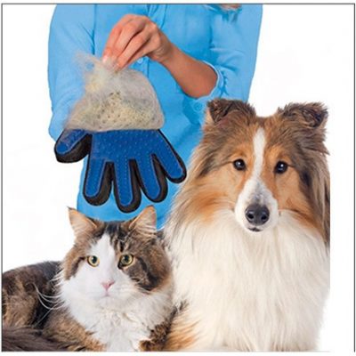 Găng tay chải lông cho chó mèo